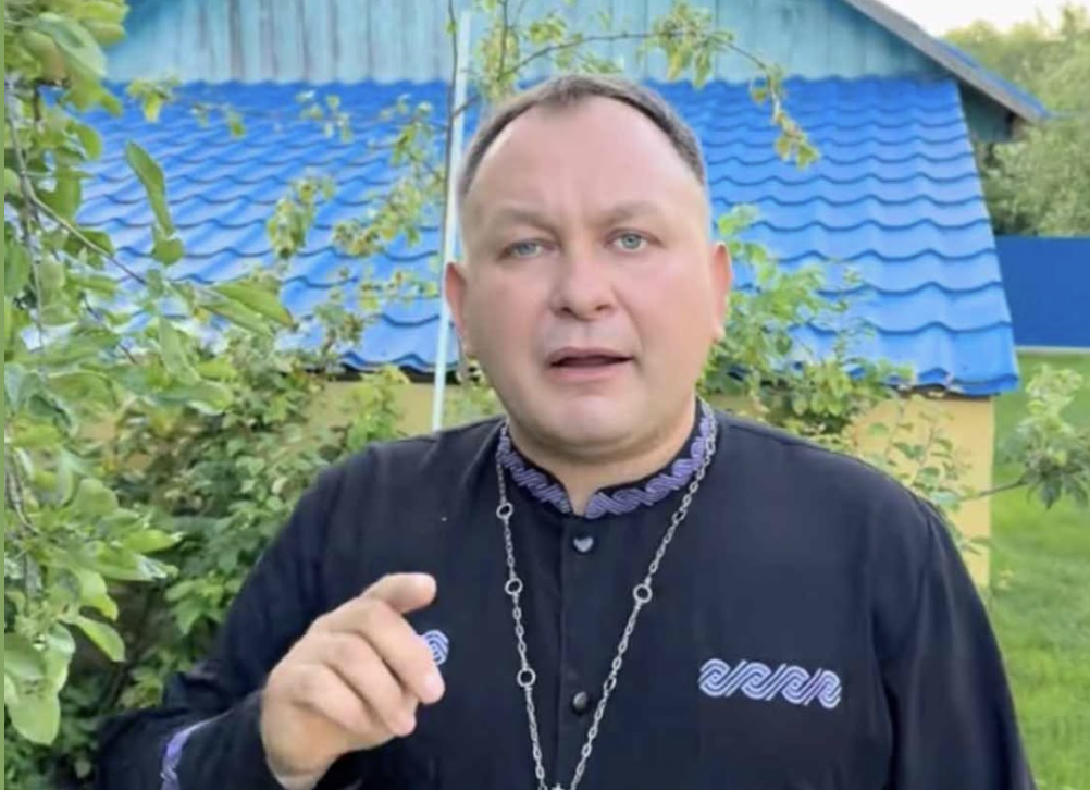 Чи може подружжя бути хрещеними для однієї дитини: священник дав чесну відповідь. Більше…
